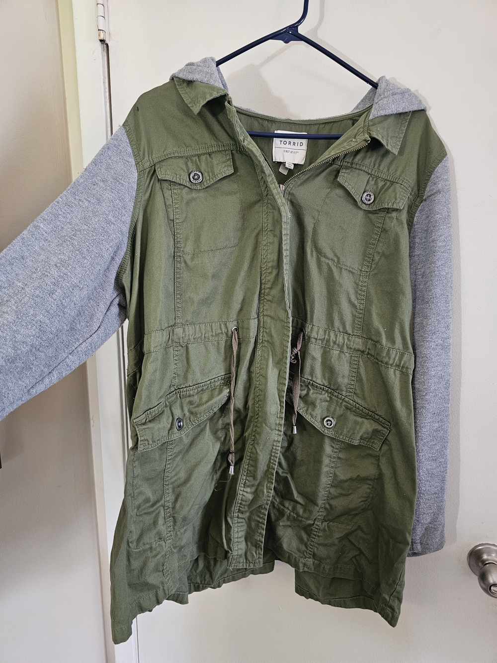 torrid Olive Green Utility Jacket with Gray Hood & Sleeves - Picture 3 of 6